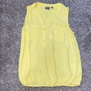 Soho Sleeveless Banded Blouse